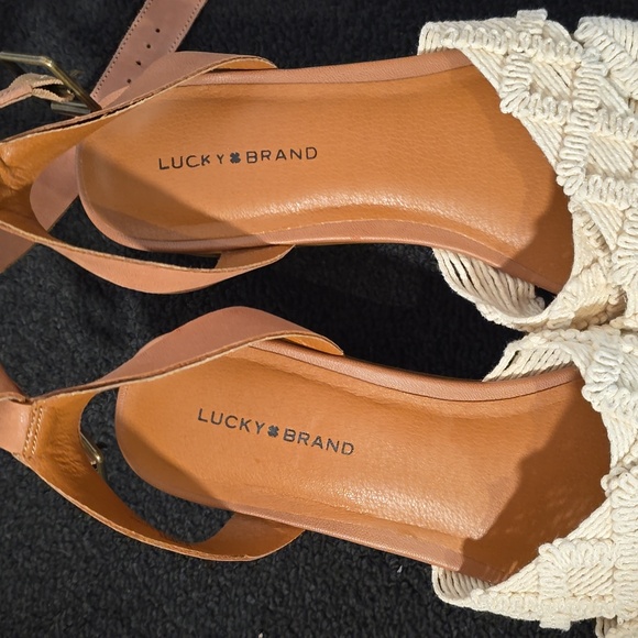 Lucky Brand sandals - Picture 2 of 8